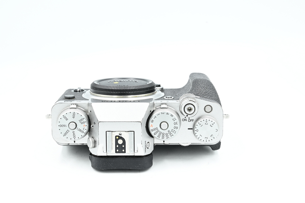Беззеркальный фотоаппарат Fujifilm X-T4 Body, серебристый (состояние 4) (б/у)