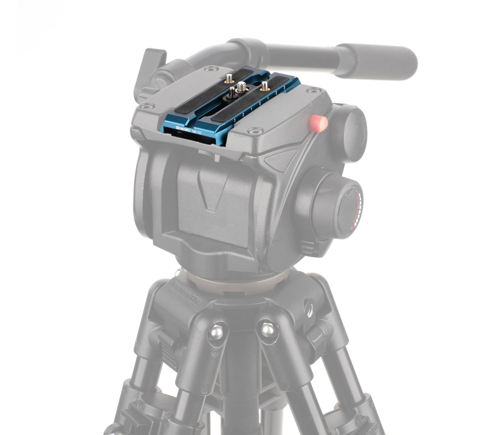 Быстросъемная площадка Benro QR15C для видеоштативов Benro и Manfrotto