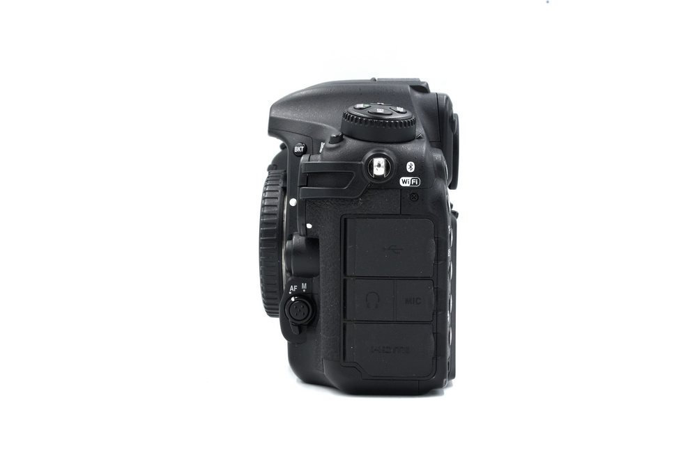 Зеркальный фотоаппарат Nikon D500 body (состояние 5-) (б/у)