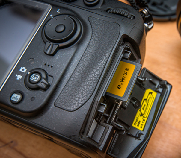Карта памяти Kioxia SDXC 256GB Exceria Pro UHS-II U3 V90
