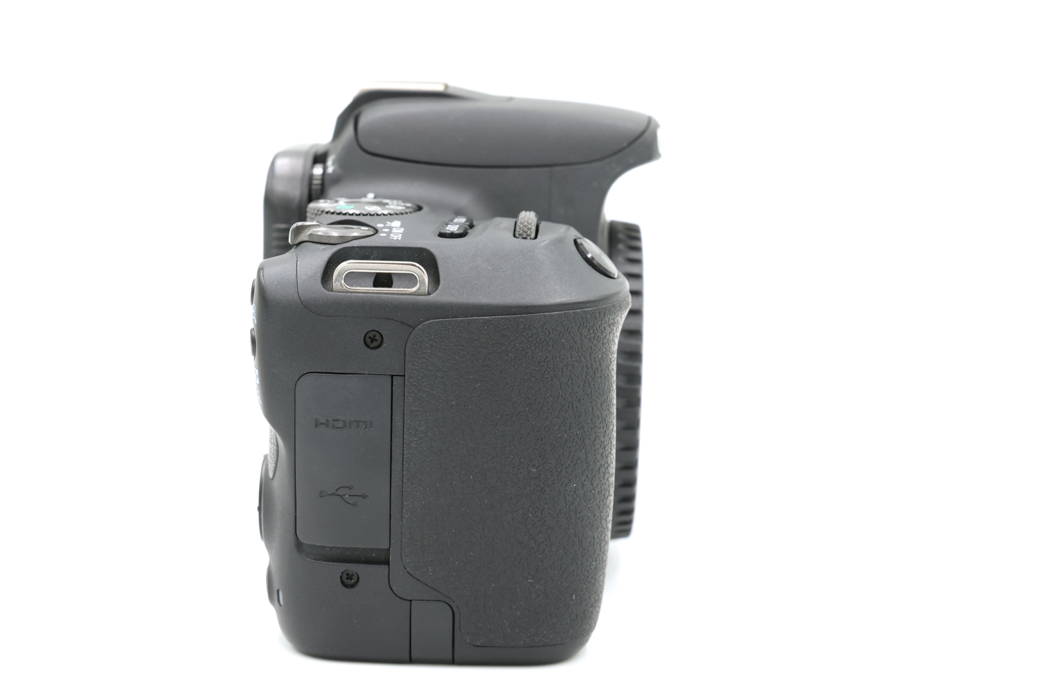 Зеркальный фотоаппарат Canon EOS 200D Body (состояние 5-) (б/у)