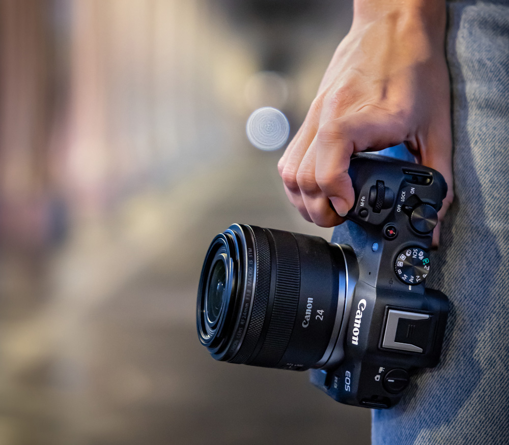 Беззеркальный фотоаппарат Canon EOS R8 Kit RF 24-50mm IS STM
