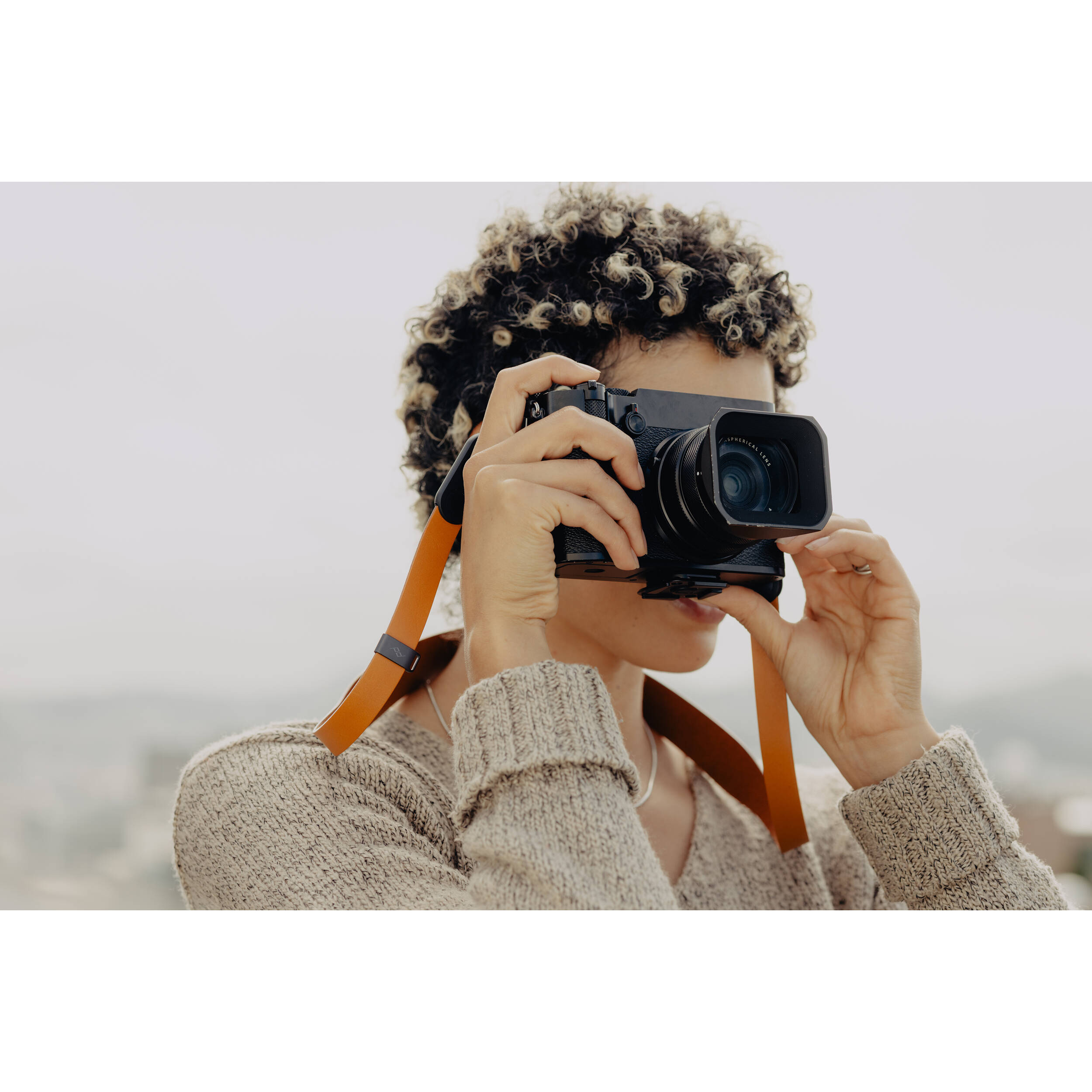 Ремень Peak Design Form Leather Short Amber, янтарный