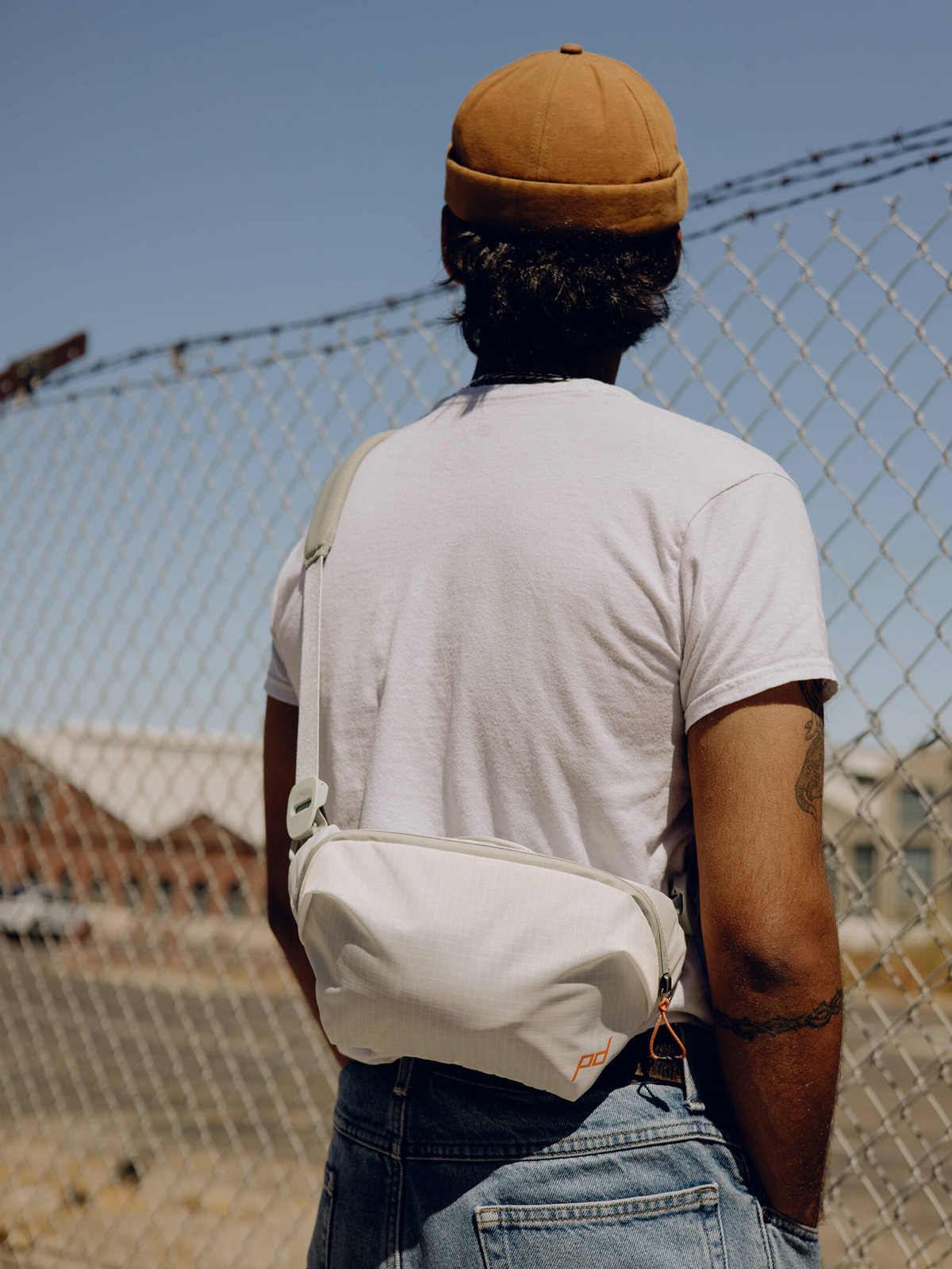 Сумка-слинг Peak Design Outdoor Sling 2L, цвет Cloud