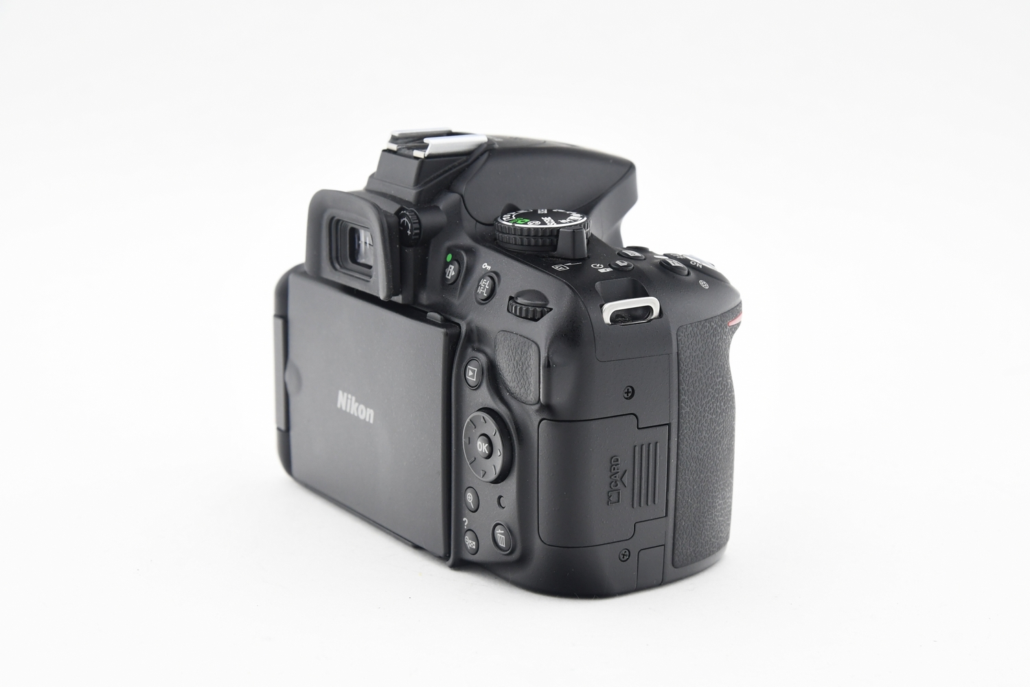Зеркальный фотоаппарат Nikon D5200 Body (состояние 5) (б/у)