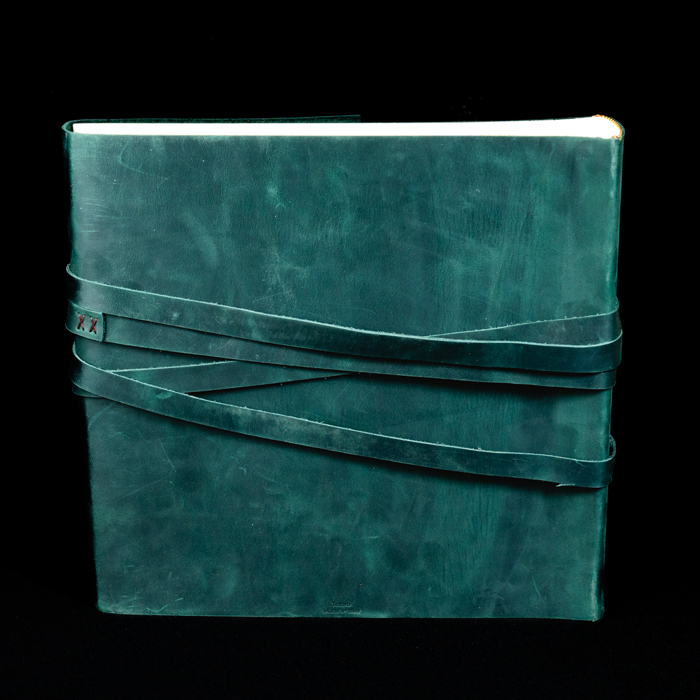 Кожаный фотоальбом Florentia 30х30 см, 100 страниц "Capriolo" зелёный