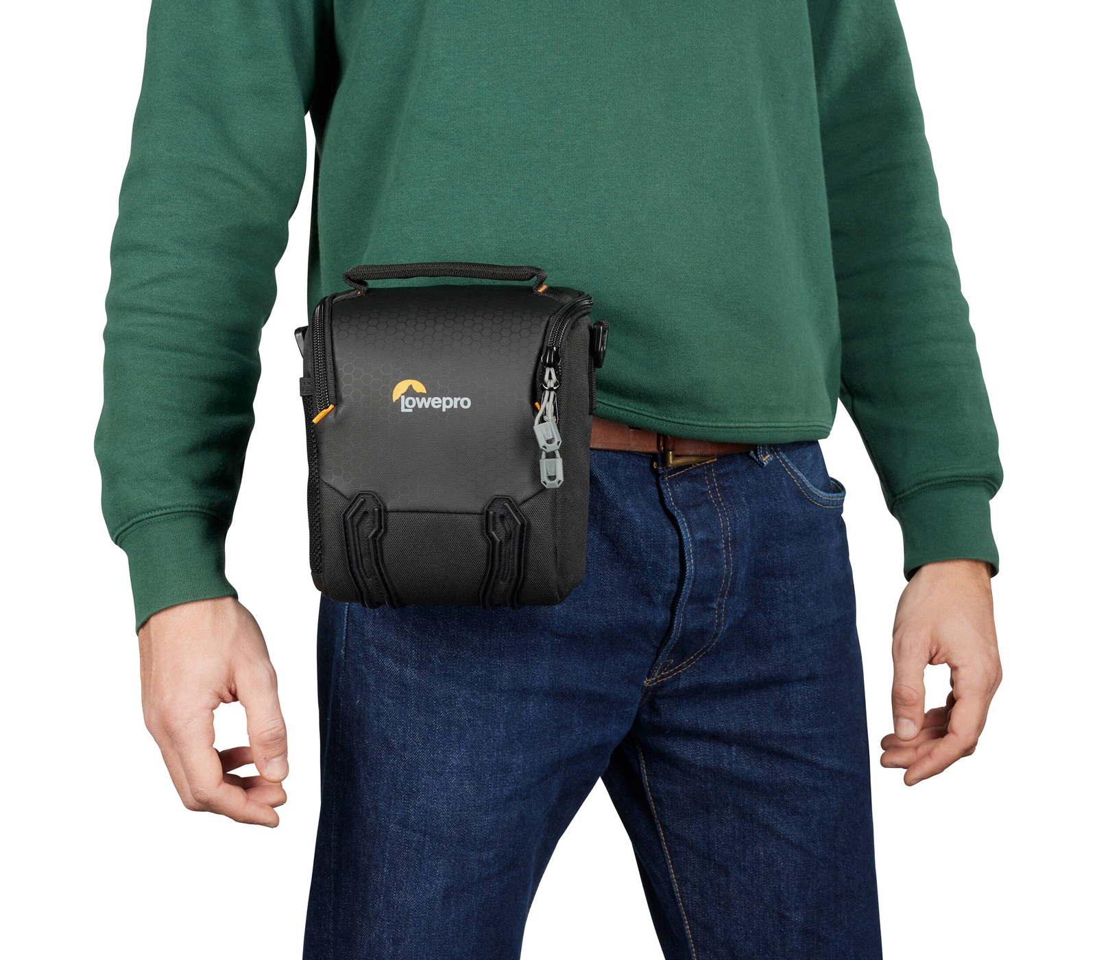 Сумка Lowepro Adventura SH120 III черный