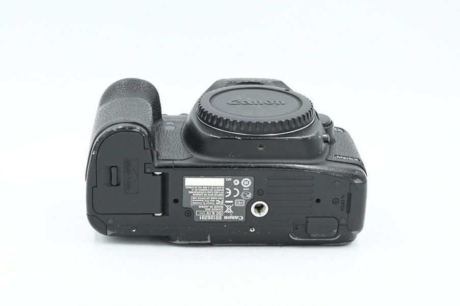 Зеркальный фотоаппарат Canon EOS 5D Mark II Body (состояние 4) (б/у)