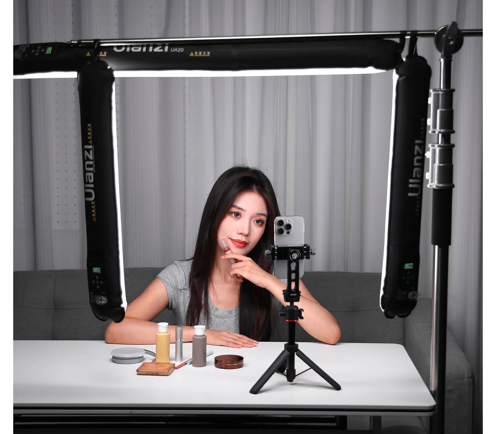 Осветитель Ulanzi UA20 20W Column Light, надувной, 2700-6500К, 20 Вт