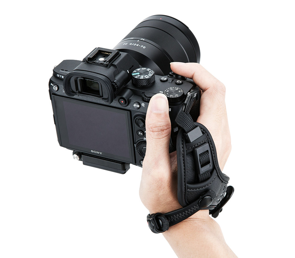 Ремень JJC HS-ML1M Black кистевой, с площадкой Arca-Swiss, черный