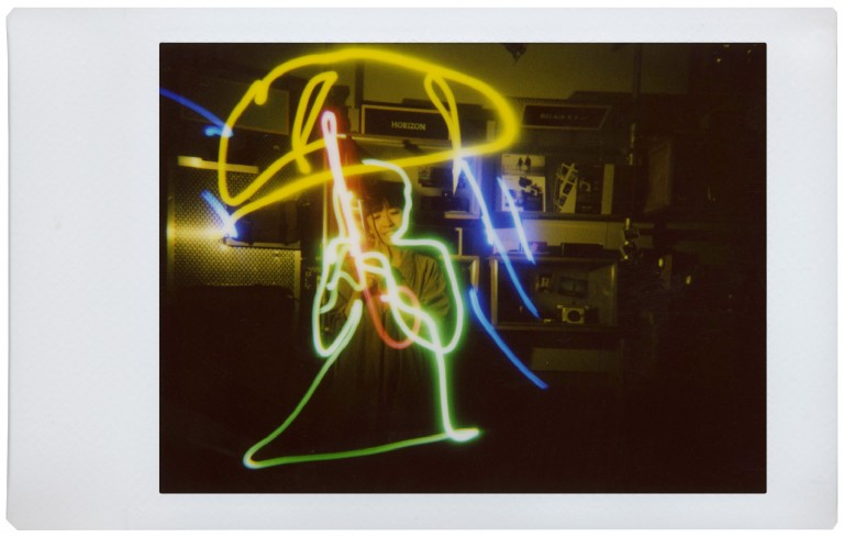 Фотоаппарат моментальной печати Lomography Lomo'Instant черный