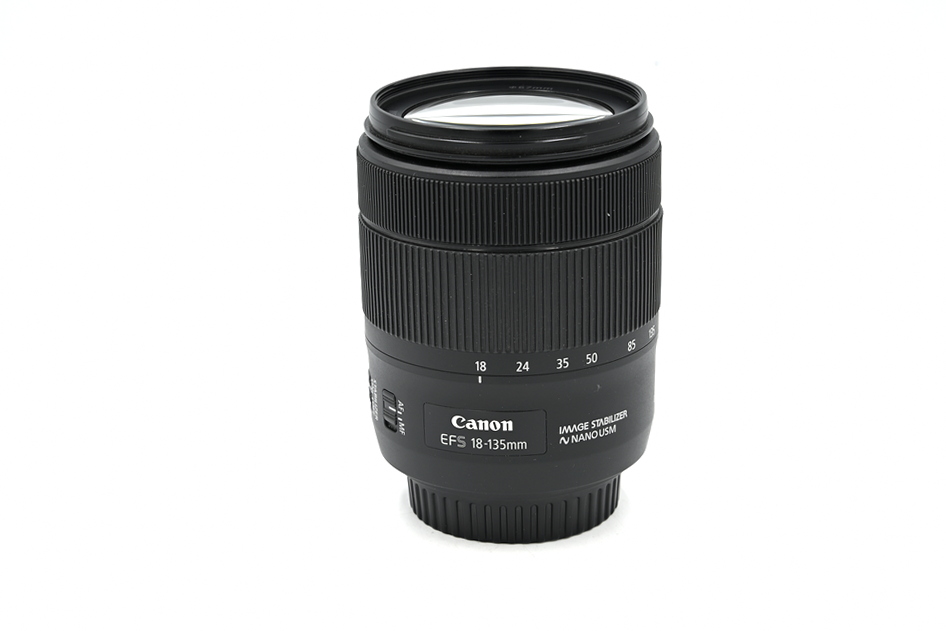 Объектив Canon EF-S 18-135mm f/3.5-5.6 IS USM (состояние 5) (б/у)