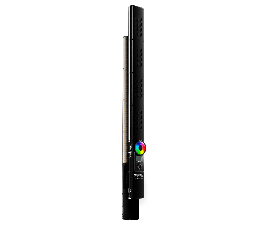 Осветитель Yongnuo YN360III Pro, 3200-5500K, RGB, 21 Вт