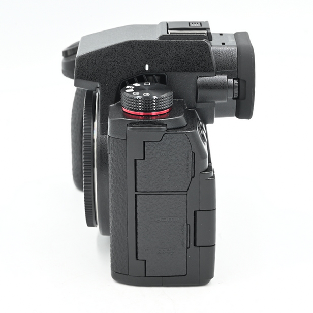 Беззеркальный фотоаппарат Panasonic Lumix S5 Mark II Body, англ. меню (состояние 5) (б/у)