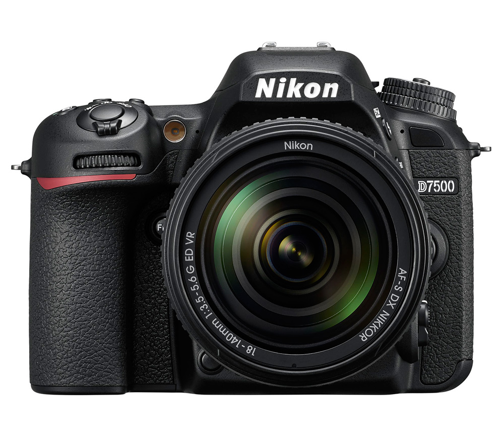 Зеркальный фотоаппарат Nikon D7500 Kit AF-S 18-140 VR DX