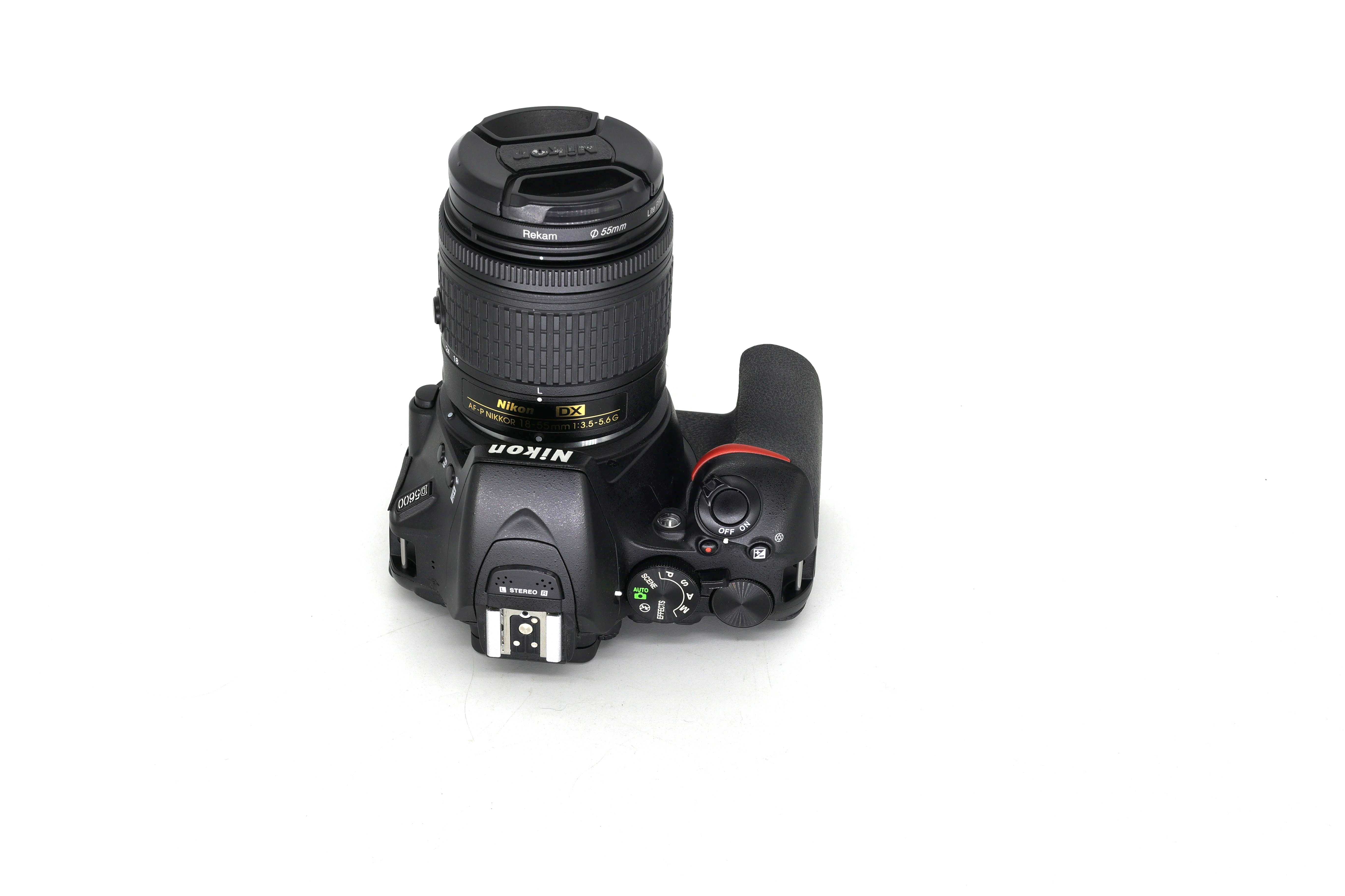 Зеркальный фотоаппарат Nikon D5600 Kit AF-P 18-55mm VR DX (состояние 5) (б/у)