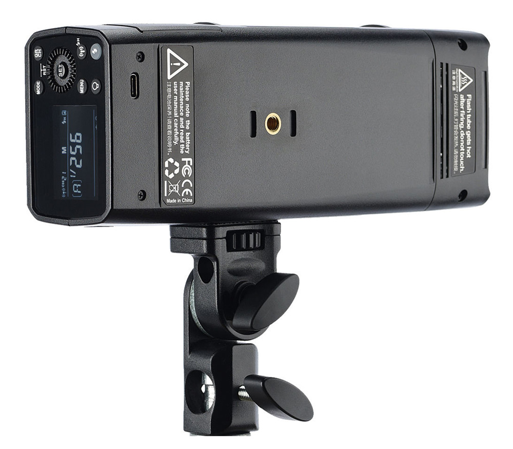 Вспышка Godox Witstro AD200Pro (со шторками BD-07)