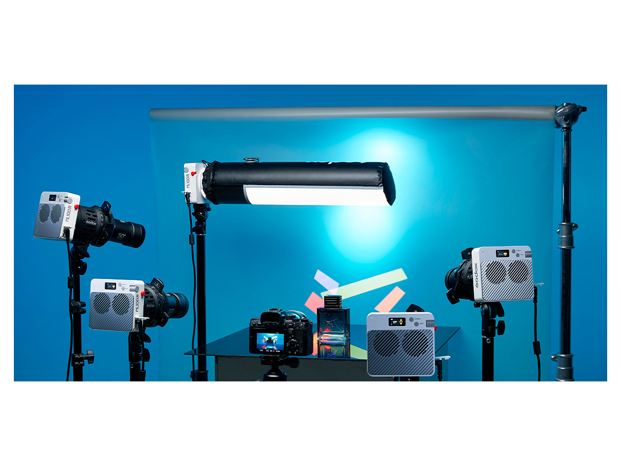 Осветитель Godox ML100R, RGB, 1800-10000К, 110 Вт, Godox Mount