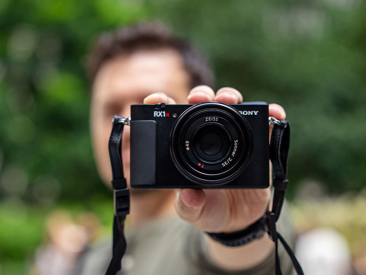 Компактный фотоаппарат Sony RX1R III