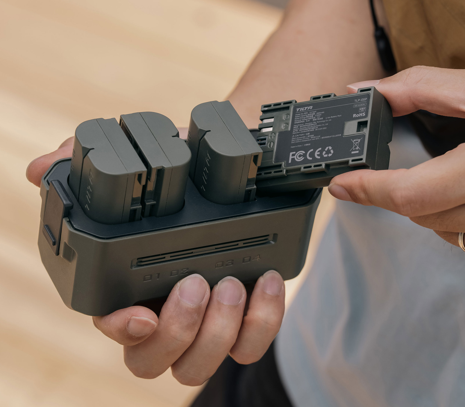 Аккумулятор Tilta LP-E6P с разъемом USB-C, 2400 мАч