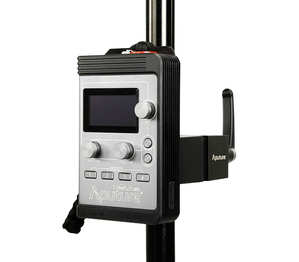 Осветитель Aputure NOVA P300c, светодиодный, RGBWW, 300 Вт