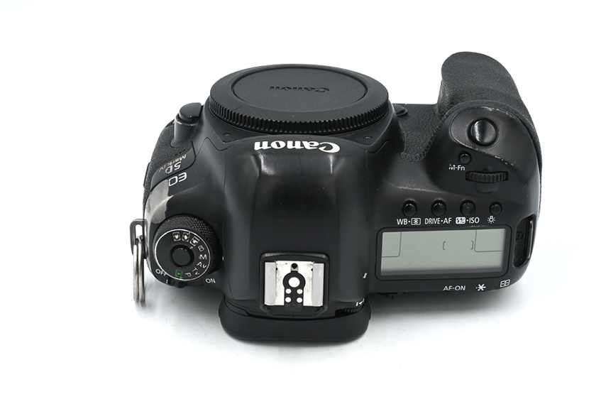 Зеркальный фотоаппарат Canon EOS 5D Mark IV Body (состояние 3) (б/у)