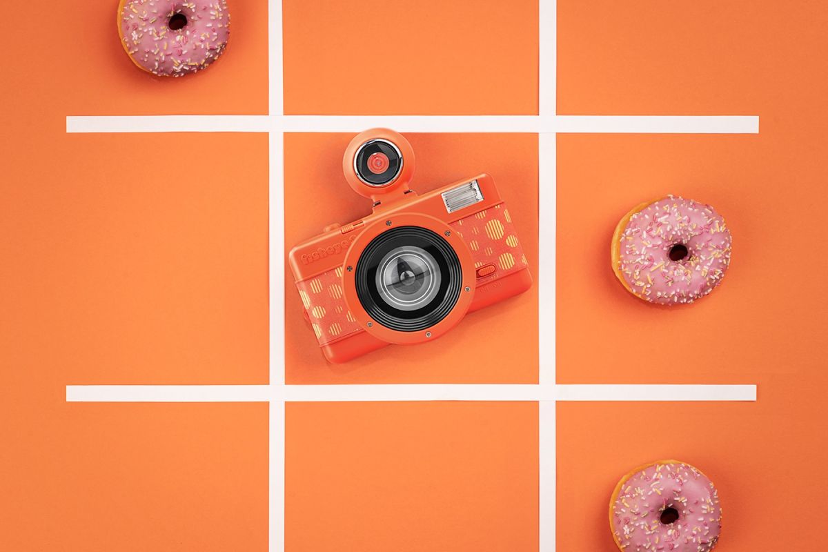 Пленочный фотоаппарат Lomography Fisheye2 Camera Papaya Pop (уцененный)