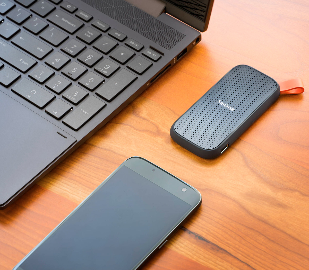 Внешний диск SanDisk Portable SSD 1TB 800Mb/s