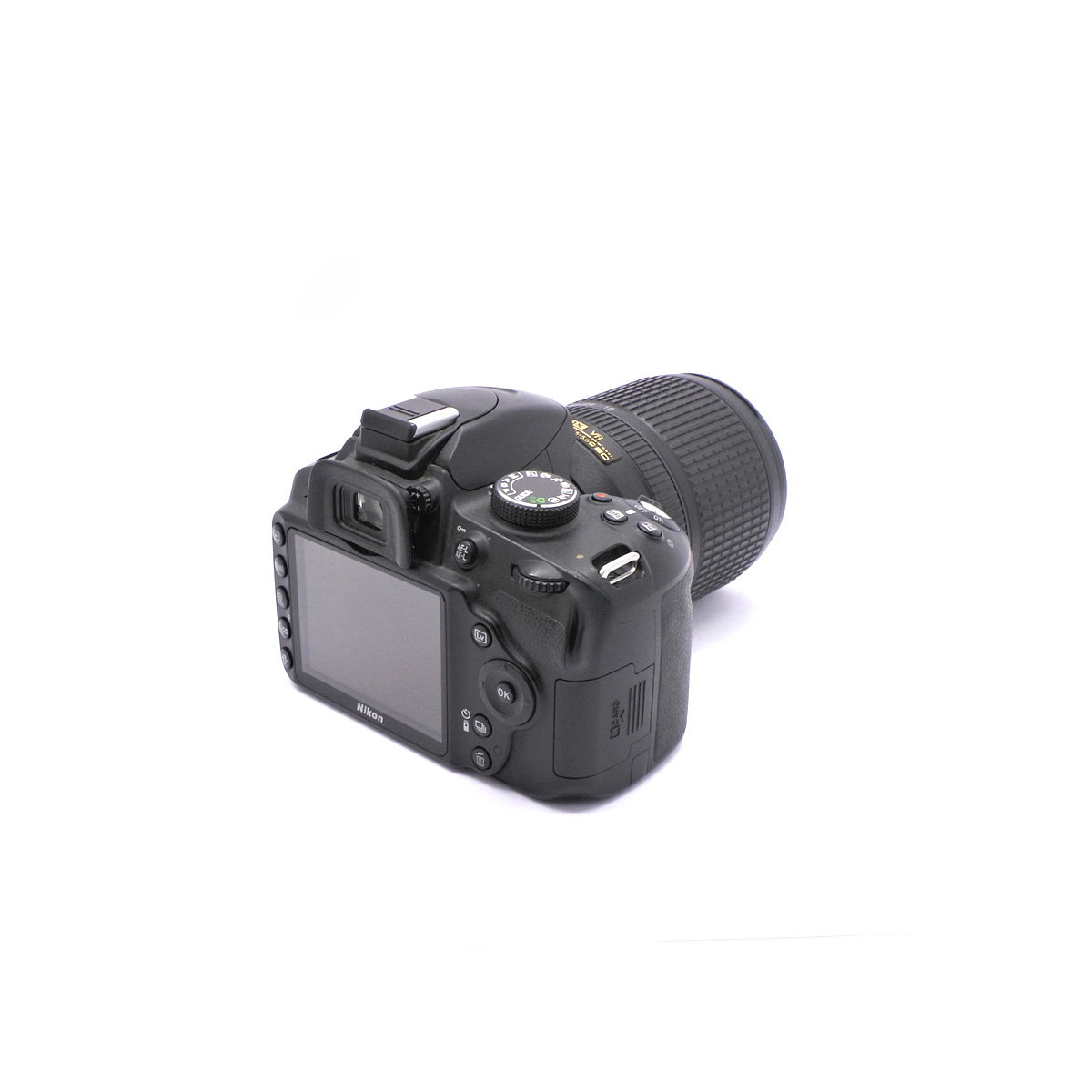 Зеркальный фотоаппарат Nikon D3200 Kit AF-S 18-140mm f/3.5-5.6G VR DX (состояние 4) (б/у)