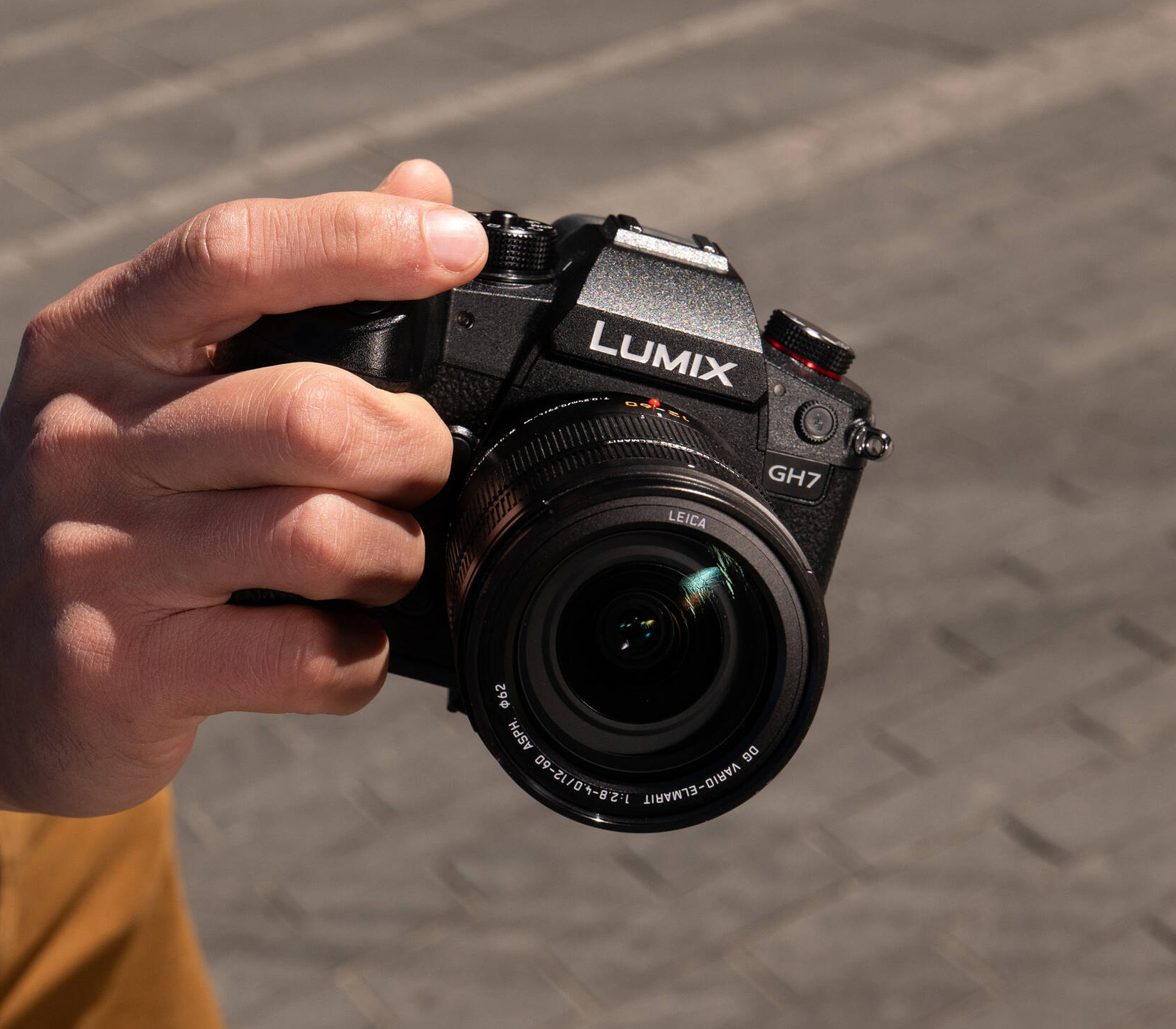 Беззеркальный фотоаппарат Panasonic Lumix GH7 Kit 12-60mm f/2.8-4, английское меню