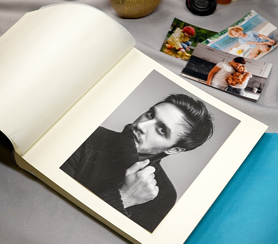 Кожаный фотоальбом Florentia 30х30 см, 100 страниц "Tifani " бирюзовый