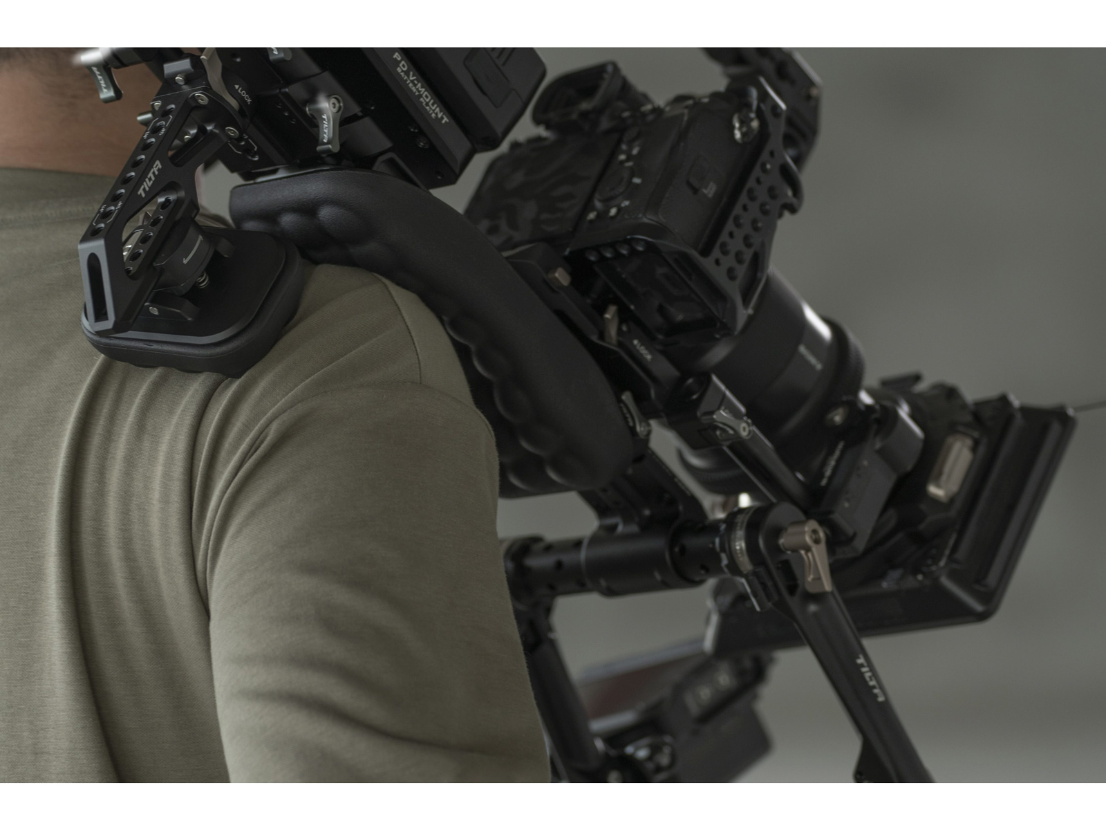 Плечевой упор Tilta Lightweight Shoulder Rig, черный