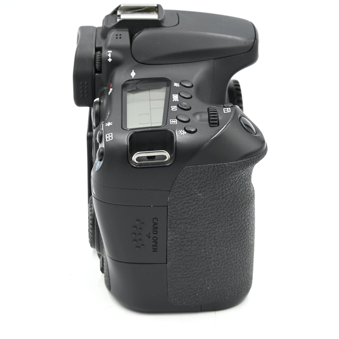 Зеркальный фотоаппарат Canon EOS 70D Body (состояние 5-) (б/у)
