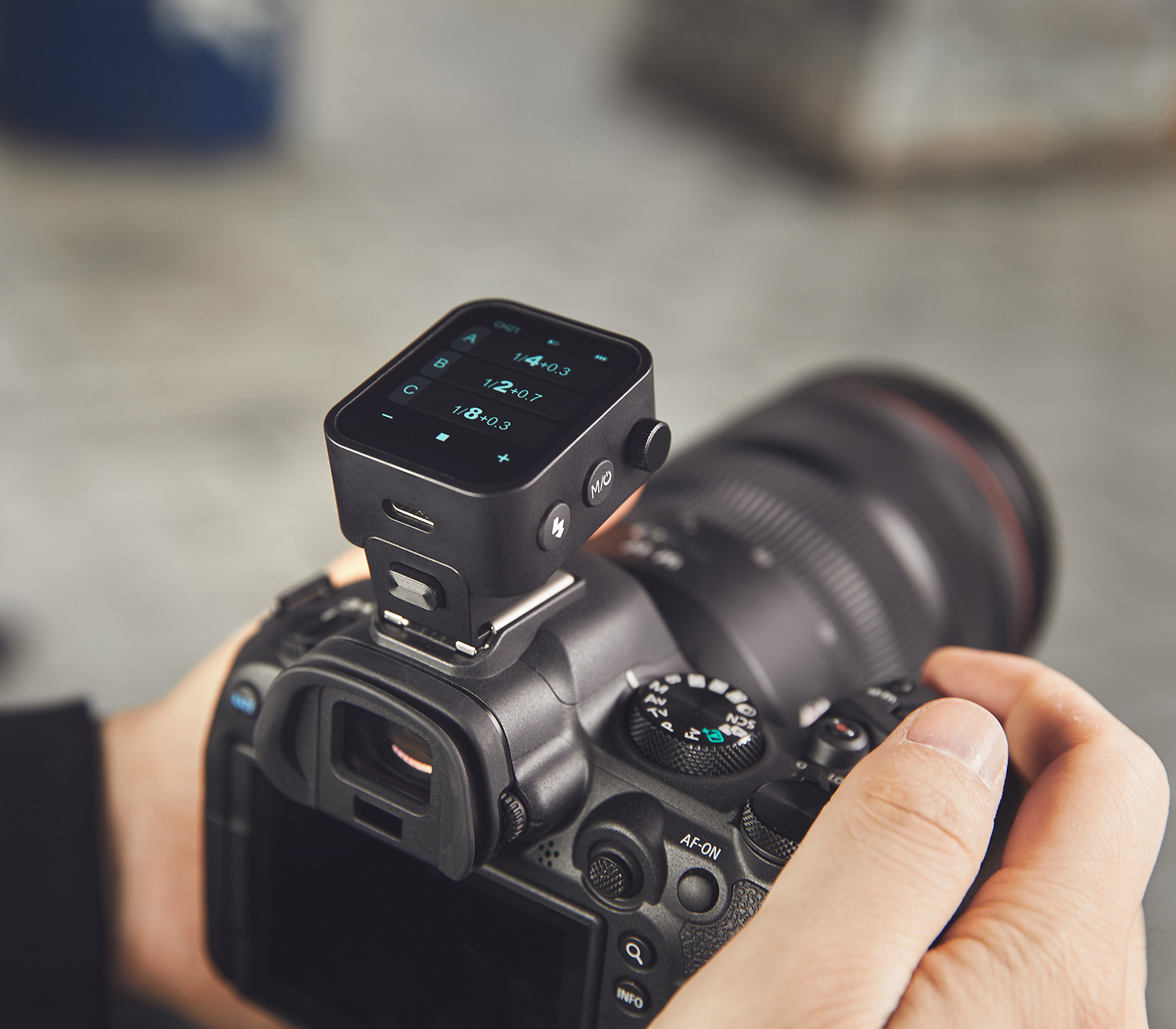 Радиосинхронизатор Godox X3-C TTL для Canon