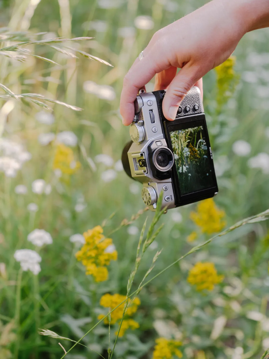 Беззеркальный фотоаппарат Fujifilm X-T30 III Kit XC 13-33mm, серебристый