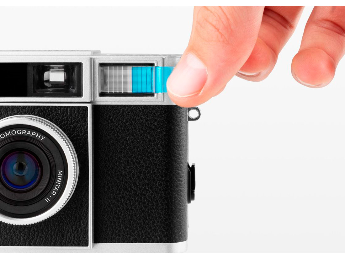 Фотоаппарат Lomography Lomo MC-A, серебристый