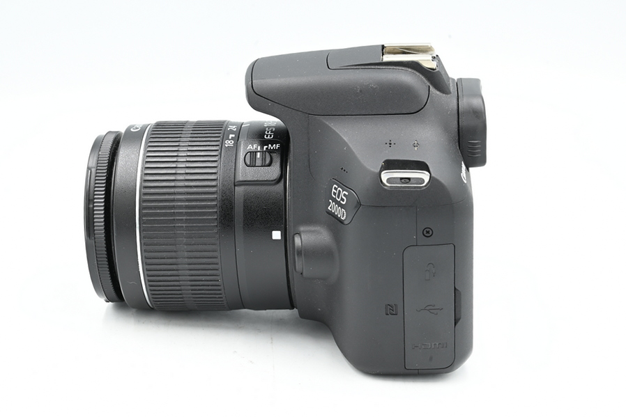 Зеркальный фотоаппарат Canon EOS 2000D Kit EF-S 18-55mm DC (состояние 5-) (б/у)