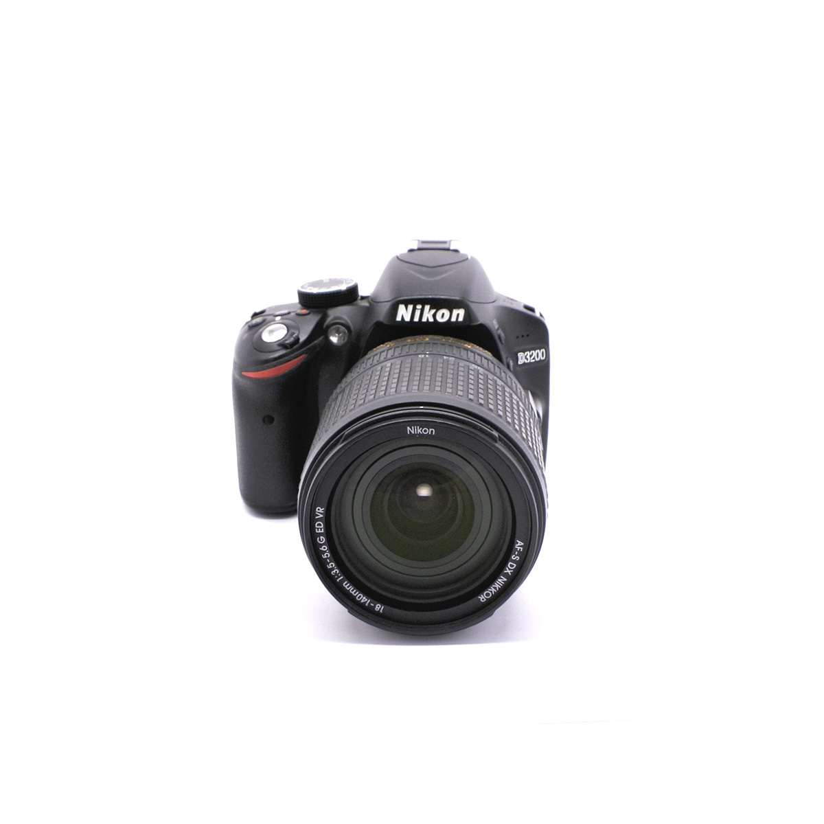 Зеркальный фотоаппарат Nikon D3200 Kit AF-S 18-140mm f/3.5-5.6G VR DX (состояние 4) (б/у)