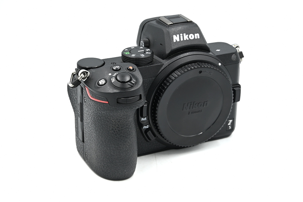Беззеркальный фотоаппарат Nikon Z5 Body (состояние 5-) (б/у)