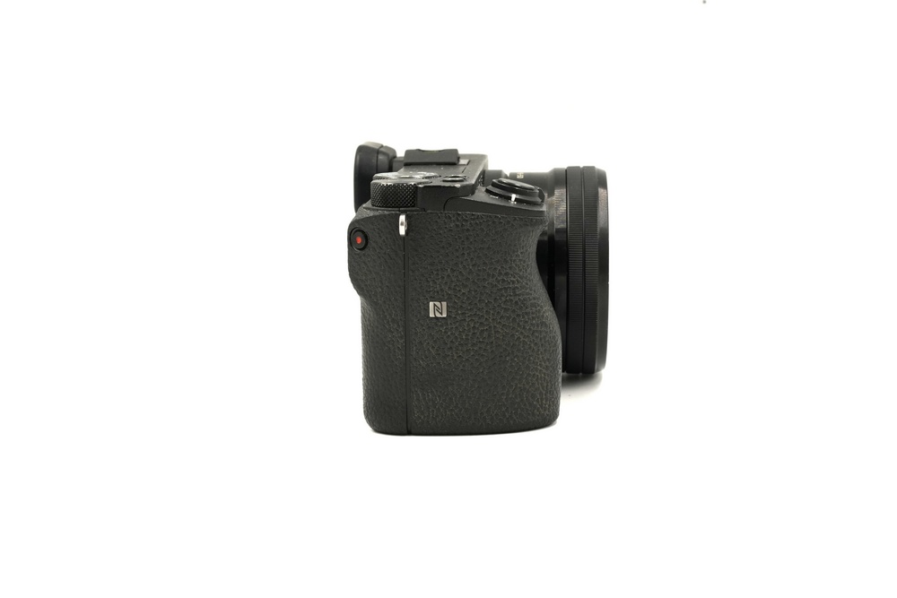 Беззеркальный фотоаппарат Sony A6500 Kit 16-50mm OSS (состояние 5-) (б/у)
