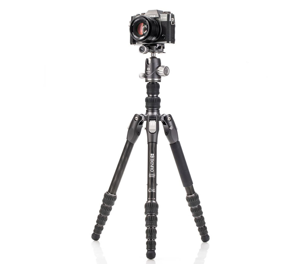 Штатив Benro Rhino FRHN05C с головой VX20, цанговые замки, карбон