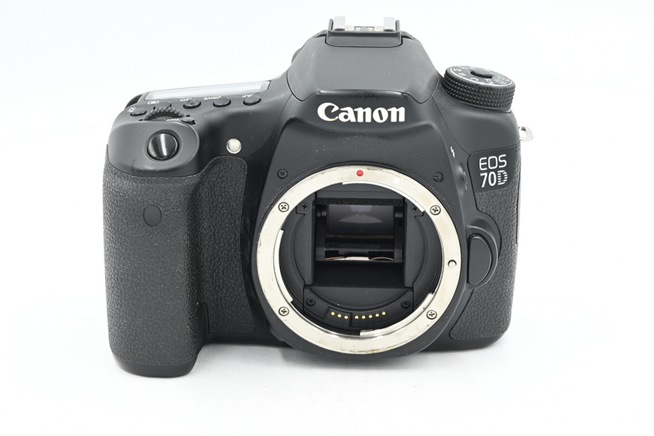 Зеркальный фотоаппарат Canon EOS 70D Body (состояние 5-) (б/у)