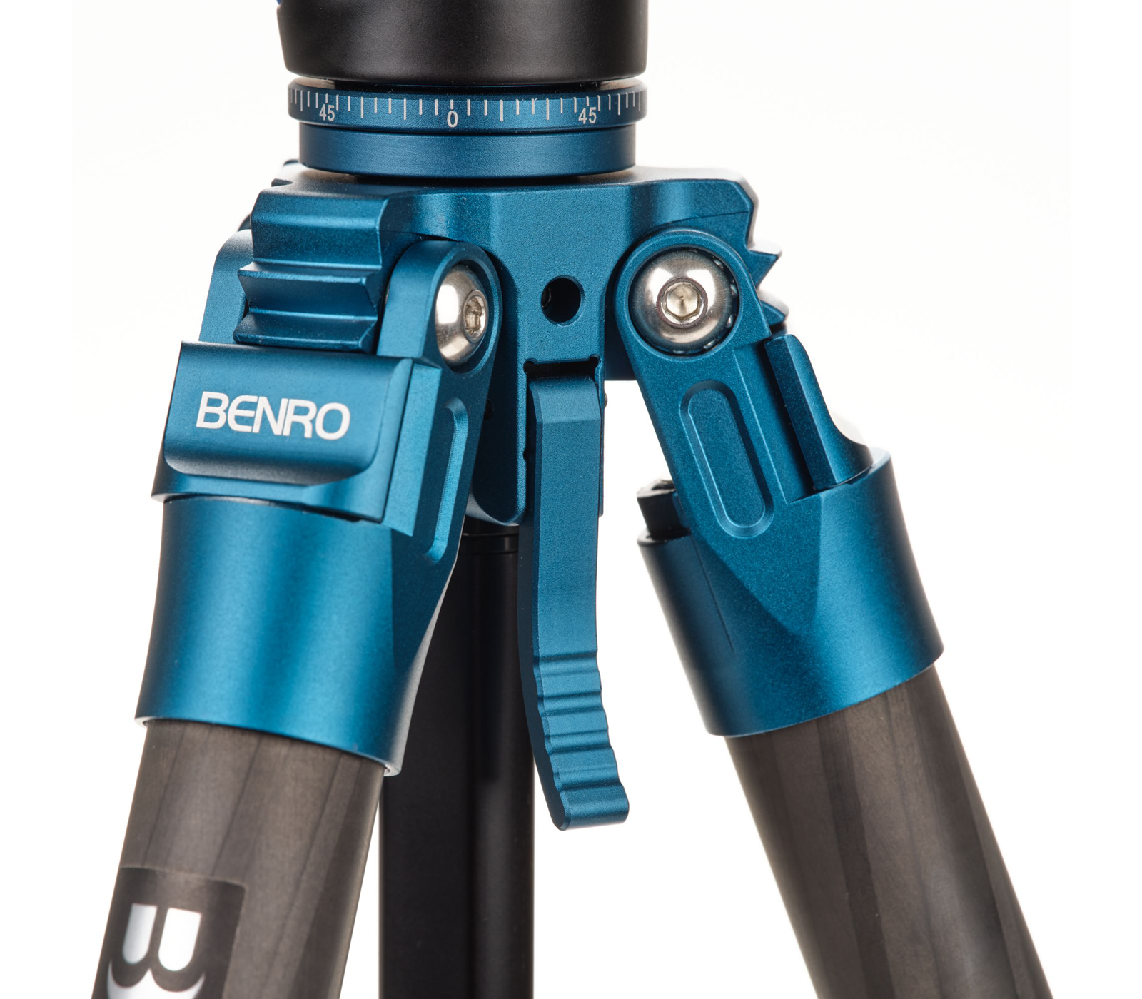 Штатив Benro TSSL08CN00P Super Slim с шаровой головой, карбоновый с цангами