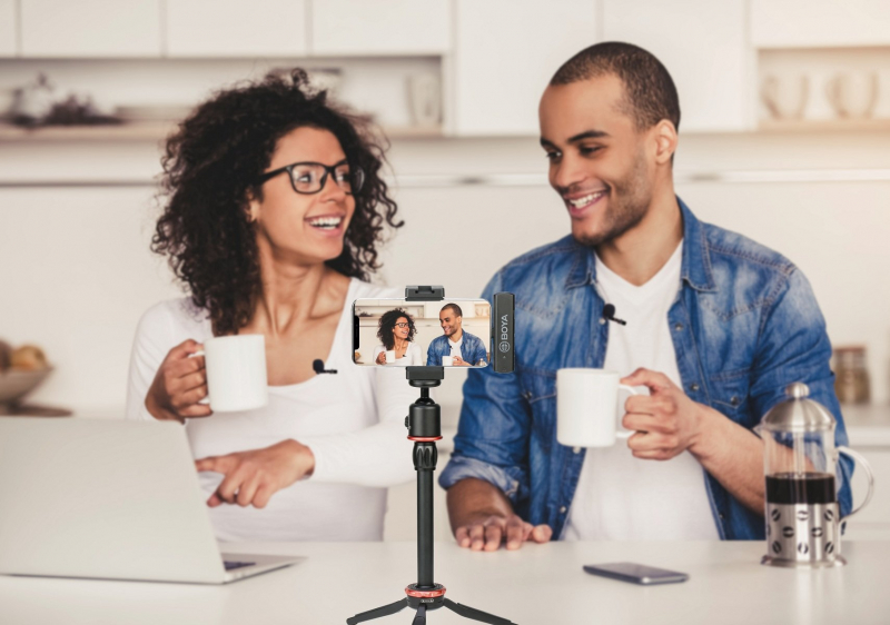 Беспроводной микрофон Boya BY-WM4 Pro-К3, цифровой, 2.4 ГГц, 2 канала, Lightning (уцененный)