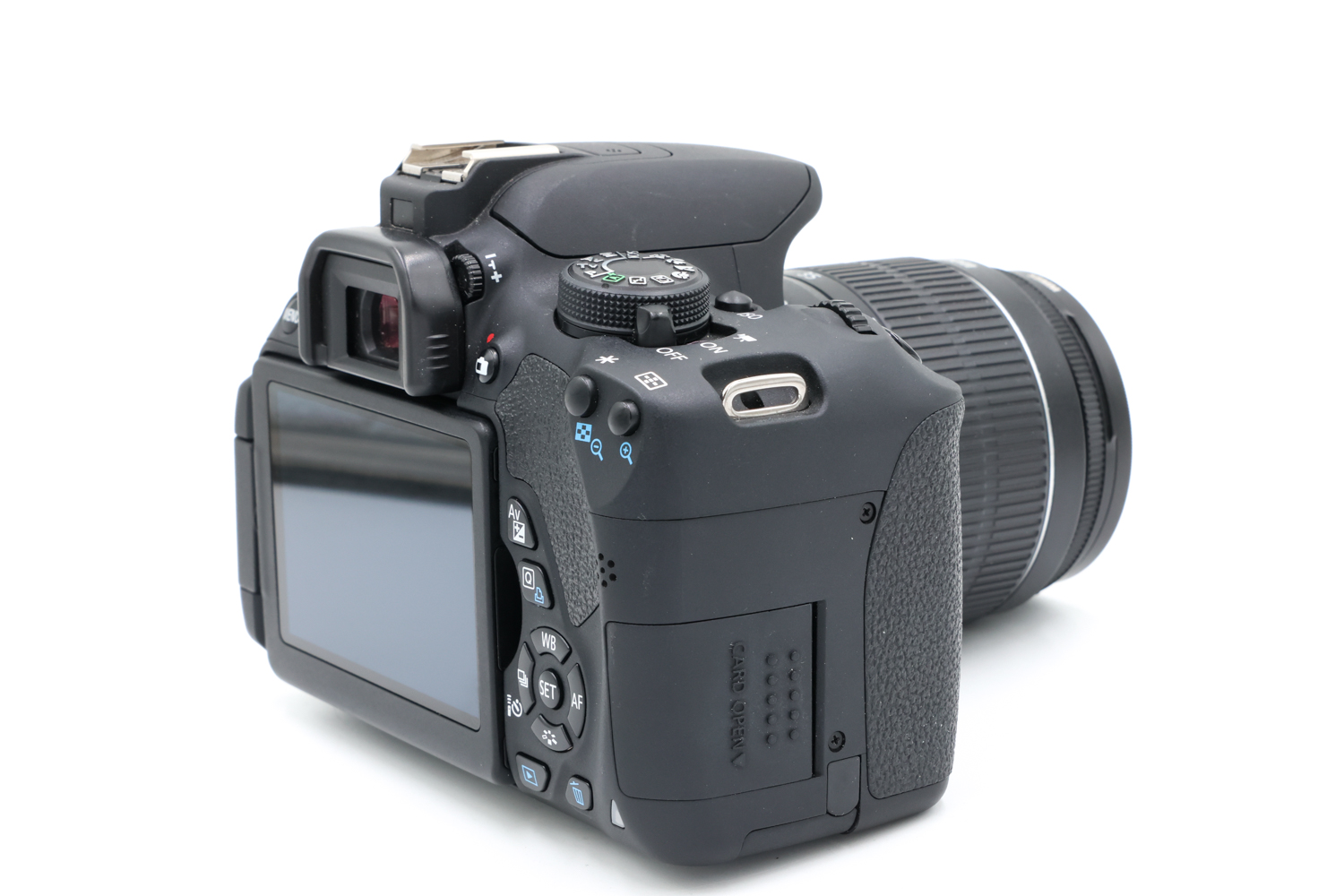 Зеркальный фотоаппарат Canon EOS 700D Kit EF-S 18-55mm f/3.5-5.6 III (состояние 5-) (б/у)
