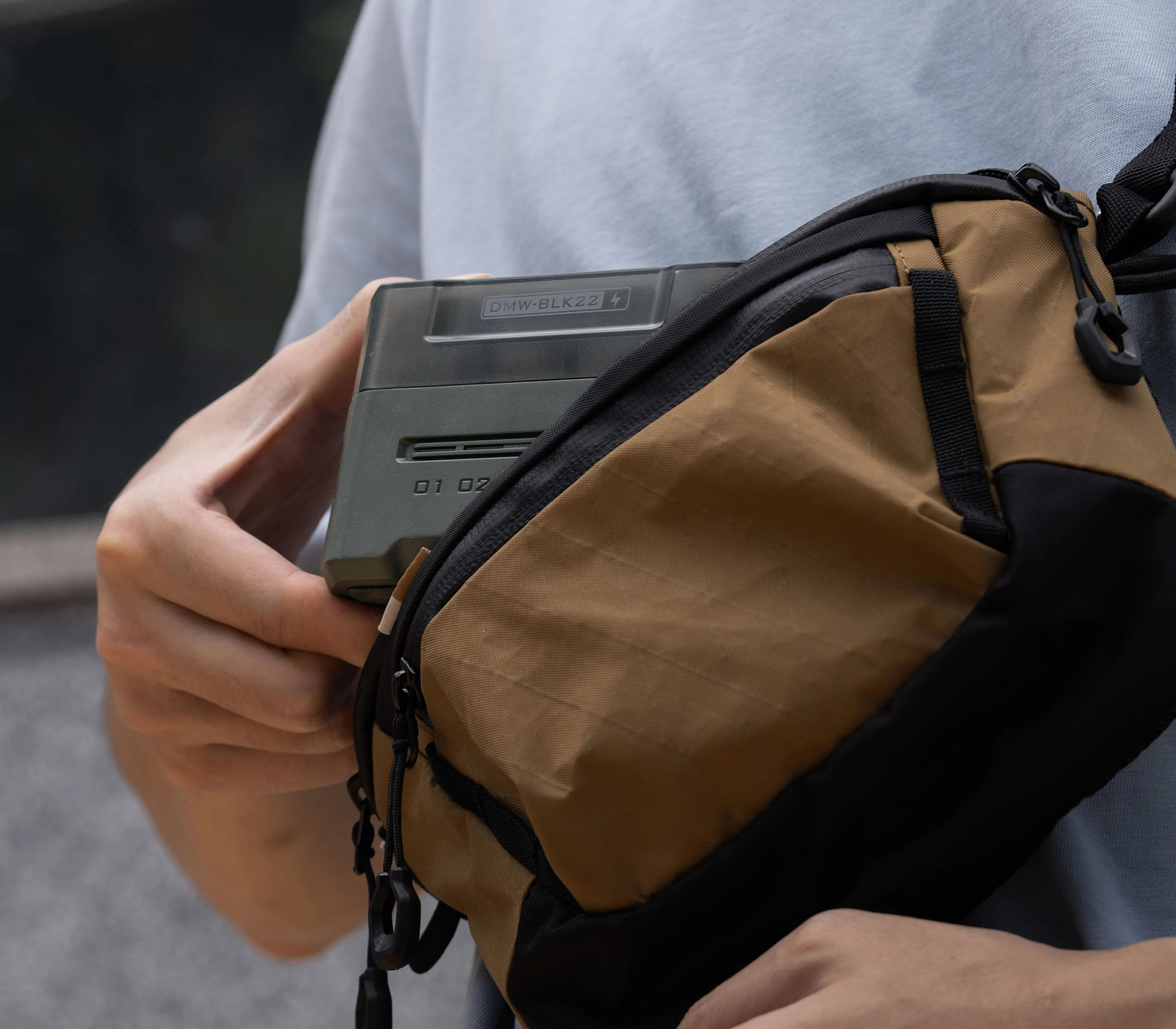 Зарядная станция Tilta Charging Station Battery Kit для 4х DMW-BLK22 + 2 АКБ в комплекте