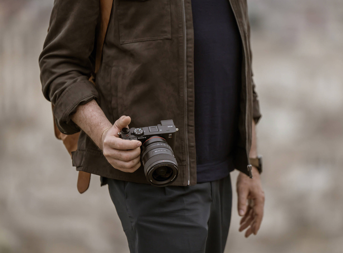 Беззеркальный фотоаппарат Sony a7CR Body, черный