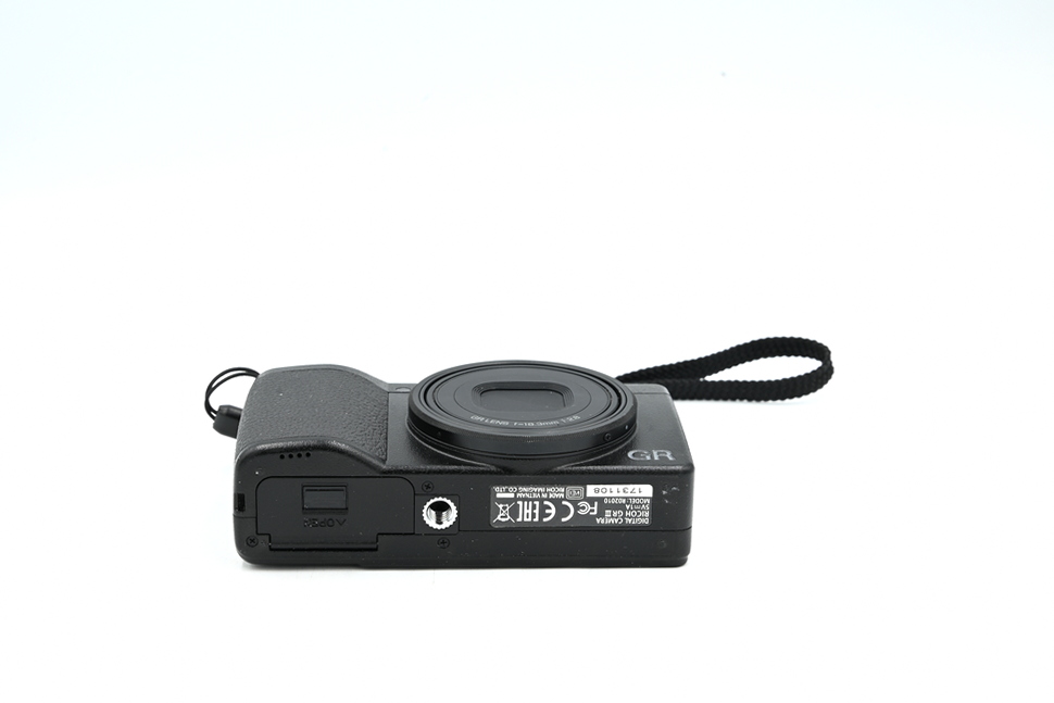 Компактный фотоаппарат Ricoh GR III HDF (состояние 5-) (б/у)