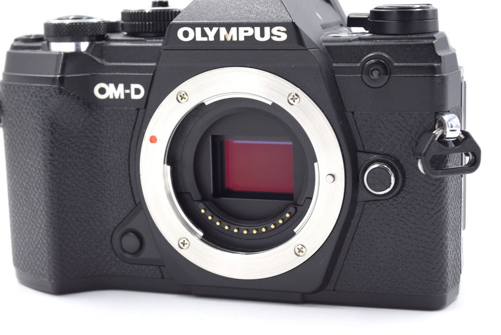 Беззеркальный фотоаппарат Olympus OM-D E-M5 Mark III Body, черный (состояние 5) (б/у)