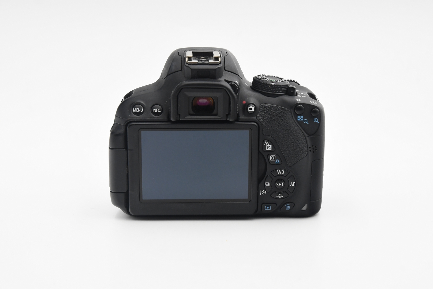Зеркальный фотоаппарат Canon EOS 700D Body (состояние 4) (б/у)